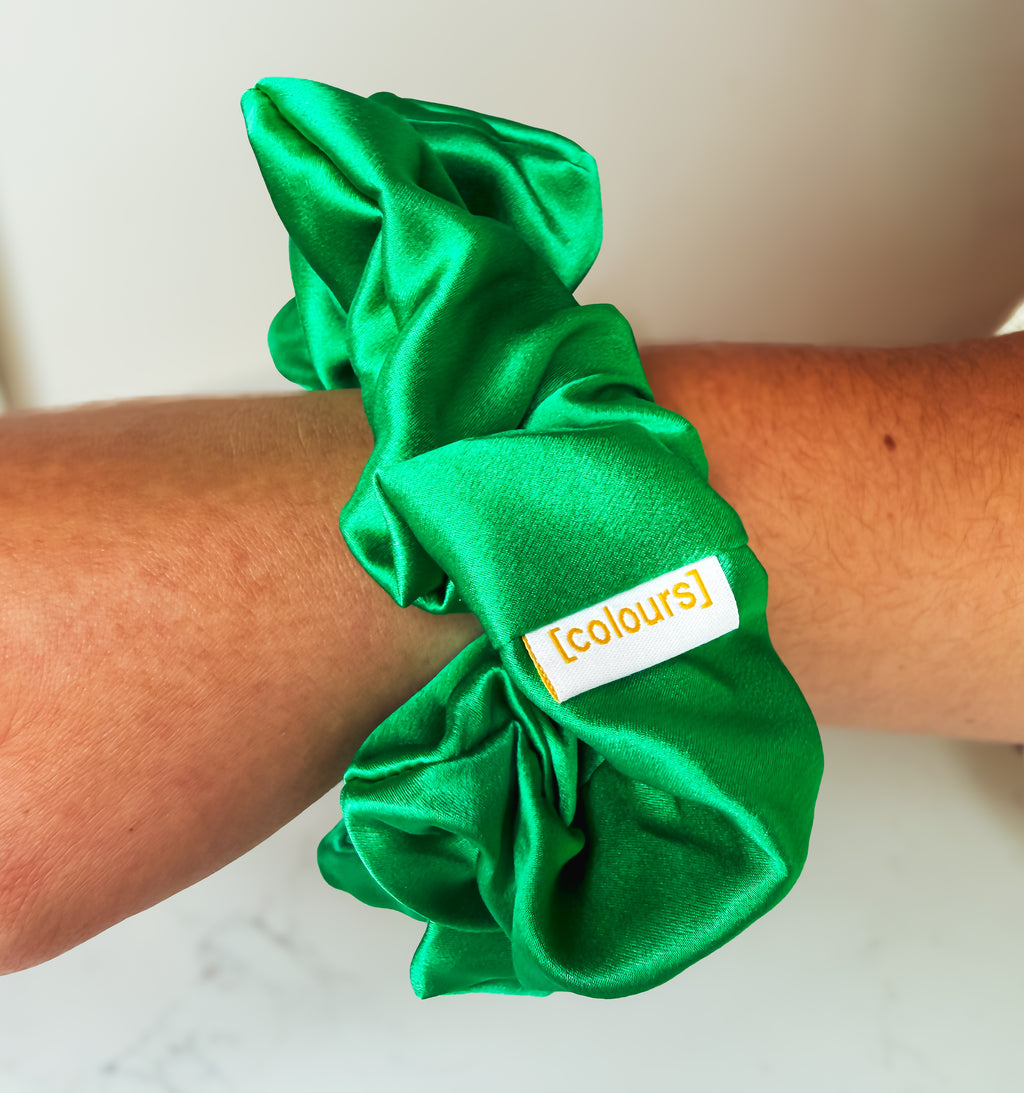 Mulberry Silk Scrunchie (Large) — Emerald